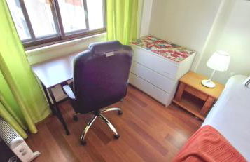 Enjoy Lisbon Cascais Sintra 1200 metres to metro blue line Sintra Rail line Free Parking - Photo 11