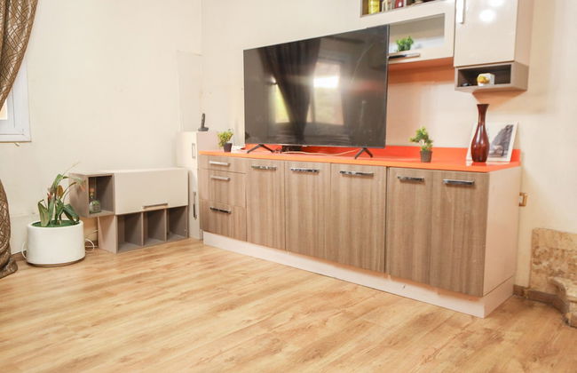 Angel Amber Kiss 2BR Apt - Photo 33