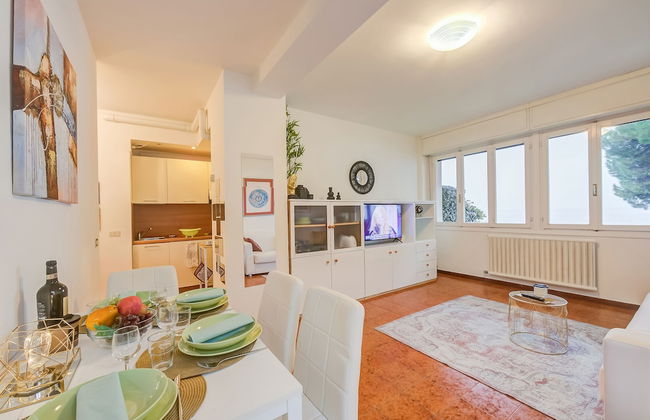 Franka House Fantastic Lake View - Photo 2