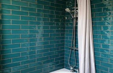 Peacock cottage- Two bedroom country cottage. - Photo 22