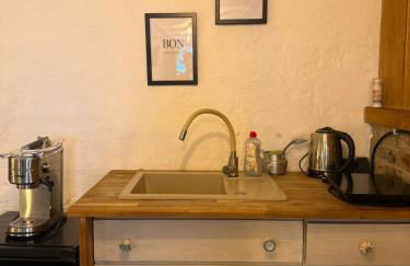 Art Boutique Budget Apartment im Hinterhof Menden Altstadt mit Klimaanlage - Foto 10