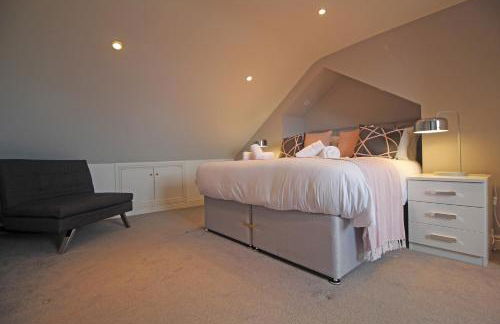 Queens Road - Luxury Spacious Home in Chester - Photo 56