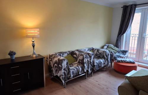 Driftmark Beachfront location Aberavon Beach Sea Views Large Driveway parking private site fibre optic wi fi - Photo 10