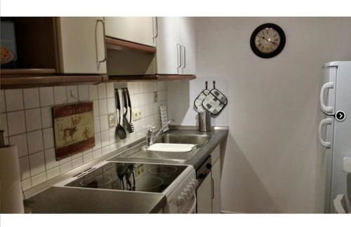 Schöner Bungalow mit Gartenterrasse und Teich - Foto 8