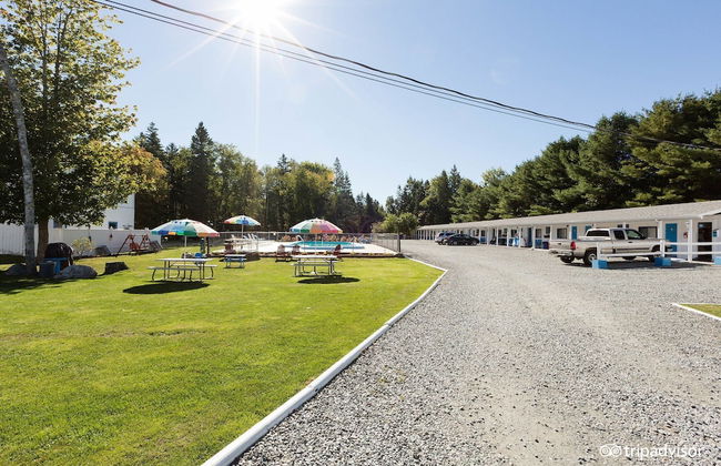 3BedroomApt Pool CampFire PlayArea - Photo 15