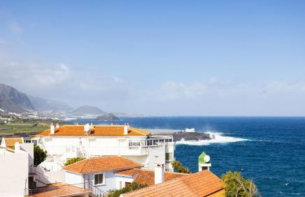 TenoHomes Oceanview Studio with Balcony - Foto 31