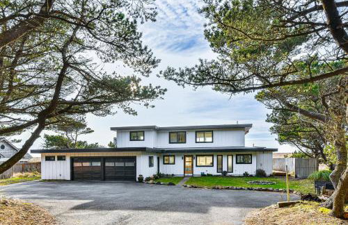 3-Acre Oceanfront Home Game Room and Fire Pit! - Foto 29