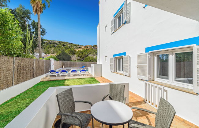 Apartamentos Falcó - Photo 9