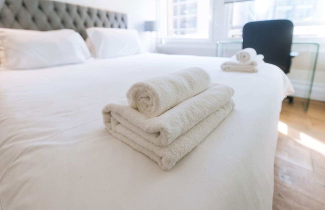 Gorgeous & Centrally Located 2BD Flat, Manchester! - Foto 1