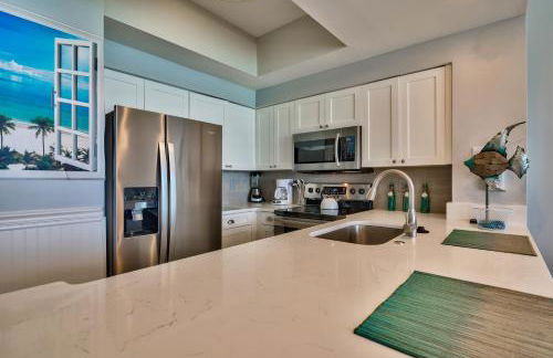 Majestic Sun 9th Floor Gulf Front 1 Bedroom Condo - Photo 10