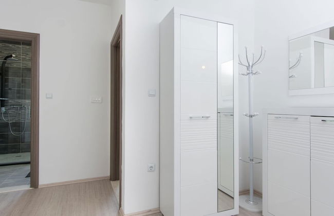 Apartment in Seget Donji Near Trogir Old Town - Photo 14