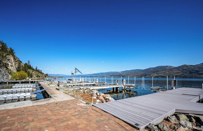 Beautiful Cozy Cabin on Lake Okanagan - Foto 23