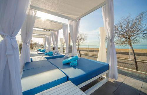 Aparthotel Fontanellas Playa - Photo 32