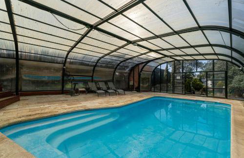 Villa con Jacuzzi exterior y Piscina cubiertos - Foto 76