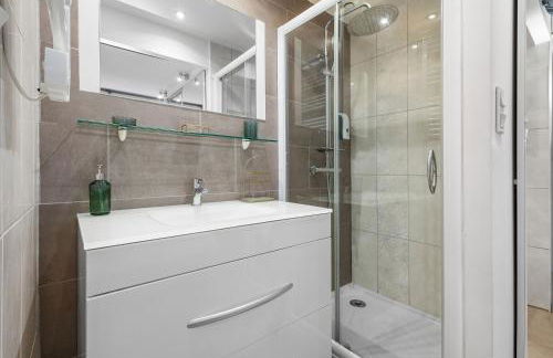 Le Sixty9 - Appartement luxe - terrasse - Parking - Port Ambonne Village Naturiste - Photo 14