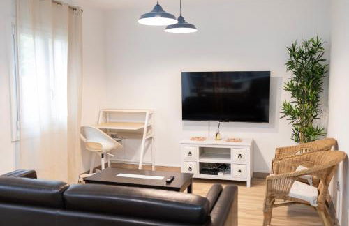 Los Luises barrio de parking gratuito - Foto 18