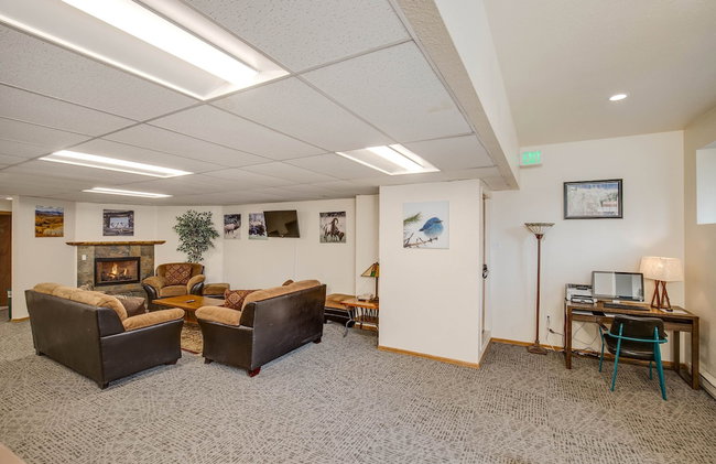 Pine Ridge Condominiums - Photo 64