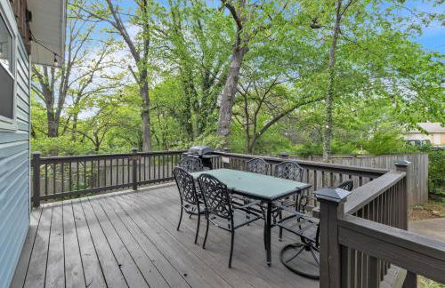 Relax and Unwind in the Heart of Fayetteville home - Foto 21