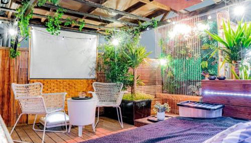 Shoreditch Cinema & Sauna retreat- 2BDR House with Garden & Games Room - Sleeps 6 - Photo 5