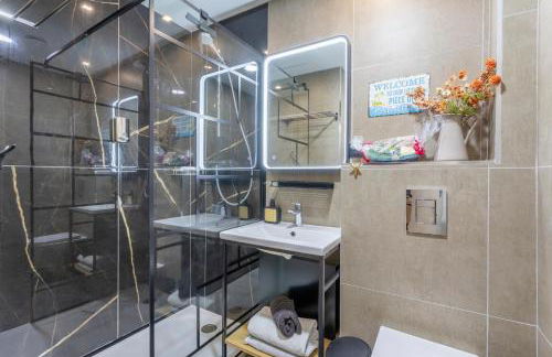 ADIRA Marseille Montgrand 2 étoiles - Foto 32