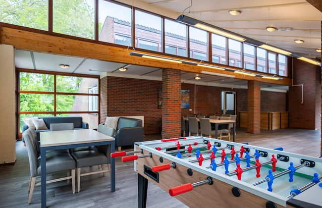 Well Furnished Home for Groups with Fireplace near Water - Foto 12