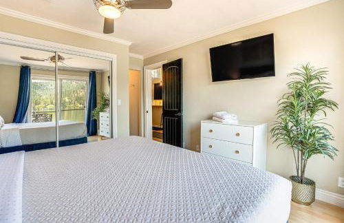 Lakefront Retreat with Kayaks, Paddle Boards and Deck! - Foto 10