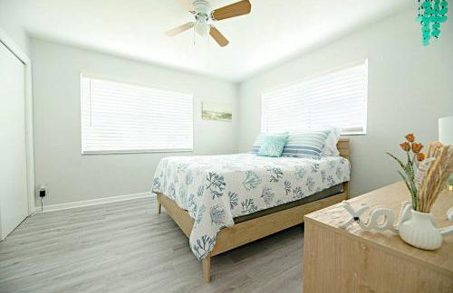 Beach Vacation Home 4 BR w/ Pool near West Palm Beach - Foto 15