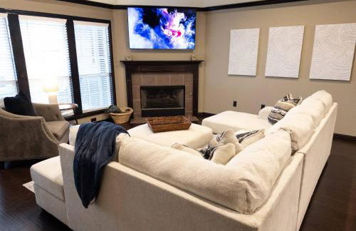 Your Family’s Home Away from Home w/ No Extra Fees - Foto 23