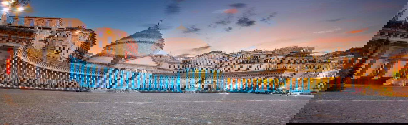 Tour pela Nápoles monumental com visita ao Palácio Real