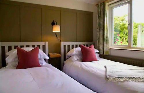 Nikolaus Cottage Cotswolds - Photo 5