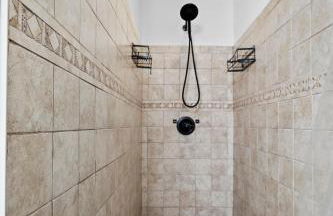 3BR Lake Luzerne Retreat with Game Room & Cozy Fire Pit - Foto 21