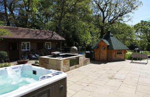 The Stables - 2 bed with large garden and hot tub. - Foto 36