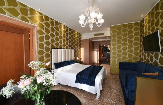 Locanda Leon Bianco on the Grand Canal - Photo 2