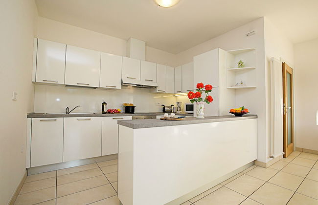 Torbole Relax, Pool & Balcony Apartment - Foto 4