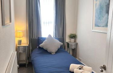 Stylish 3 Bed Home Near Oxton Village & Liverpool - Foto 5