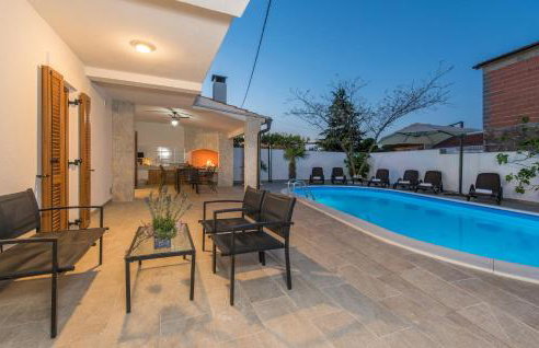 Villa Zlata - Photo 7