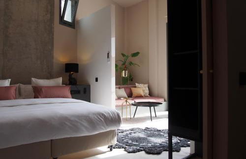 SUITES 9 MALAGA, three unique suites with private plunge pool - Photo 46