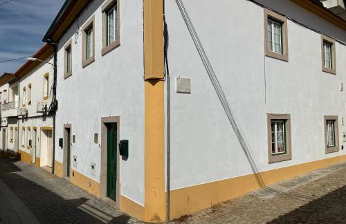 Alojamentos Vila Alpalhão - Foto 1