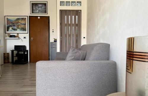 HOST4U - Vista Valle a pochi passi dalla Stazione e Centro di Imperia - Foto 4