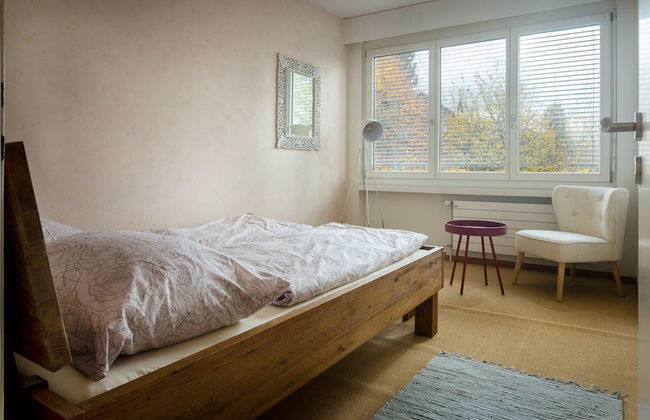 Luxury Apartment With Terrace and Garden Free Parking Smart TV etc - Foto 9