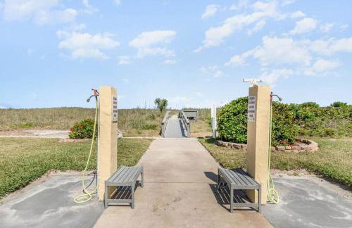 Beachfront with heated pool, 60 seconds to beach - Foto 63