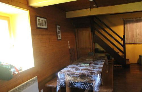 Maison de charme calme entourée de montagne - Foto 9