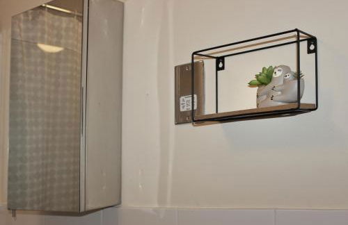 1 bedroom apartment near Clapham North and Clapham High Street station - Foto 15