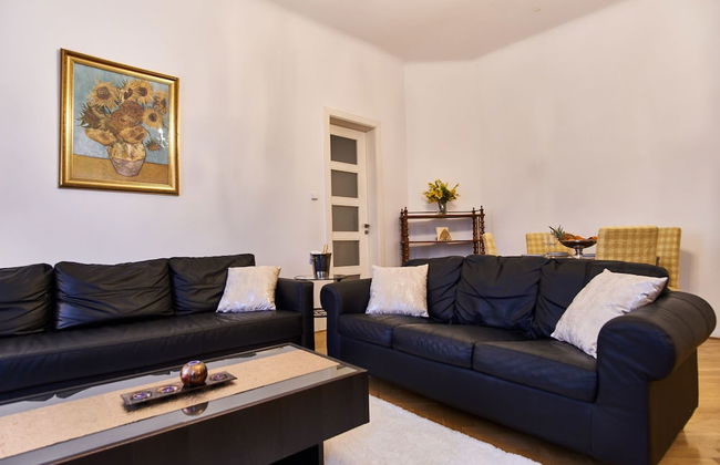 Old Town Square Royal Apartment - Photo 15