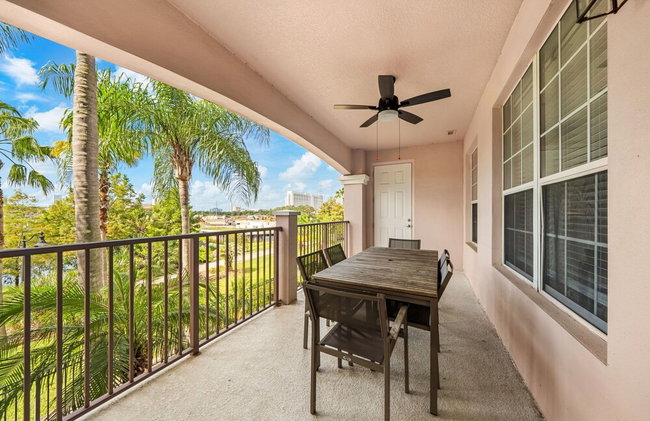 Beautiful LAKEVIEW Deluxe Condo Near Theme Parks - Photo 99