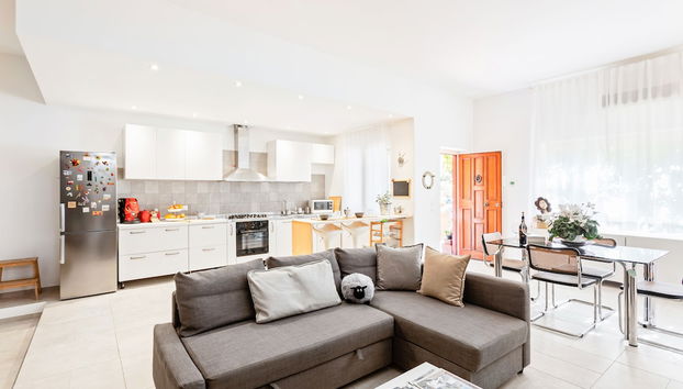 Luminoso Nuovalucello Apart- Giardino e Parcheggio privato - Foto 2, Profilbild