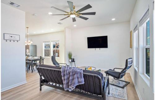 Perfect Spot to Relax 4br/3ba Near Dtown Hemisfair - Foto 8