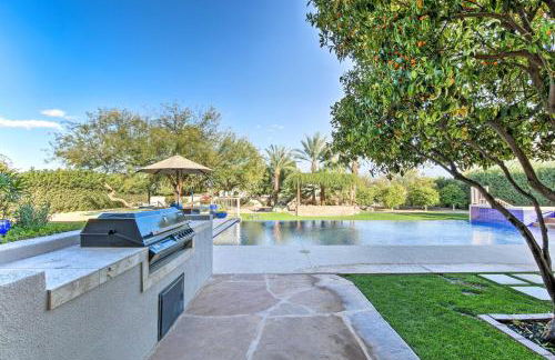 Lavish Paradise Valley Home with Sports Court and Pool - Foto 34