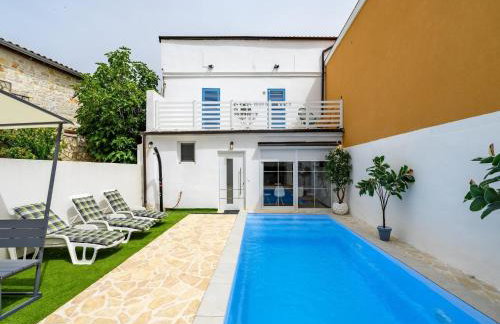 Villa in Pore with Private Pool and Beach - Foto 1