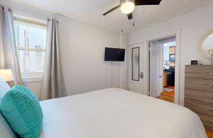 Cozy 1 bed, 1 bath in Brookline Village - Foto 11
